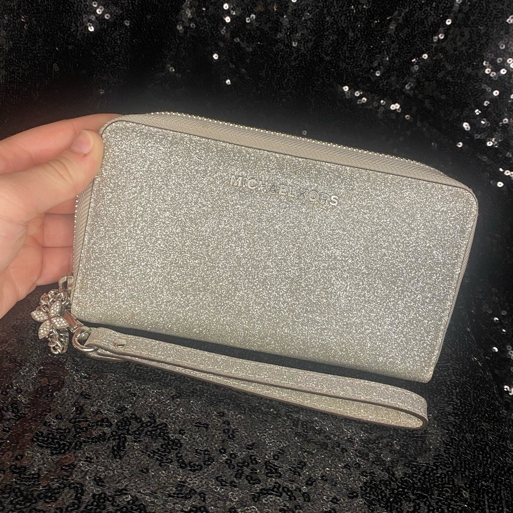 Silver Glitter Michael Kors Jet Set Wallet